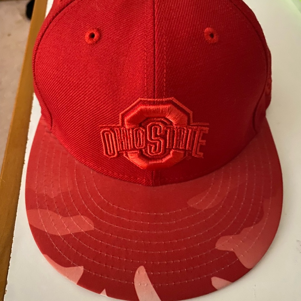 THE Ohio State Buckeyes New Era RARE FITTED HAT 59/50